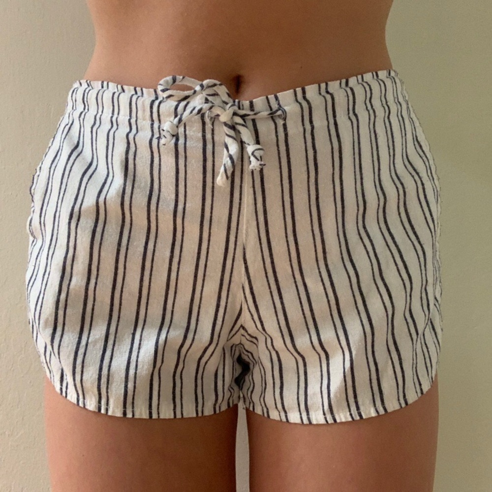 Brandy striped shorts